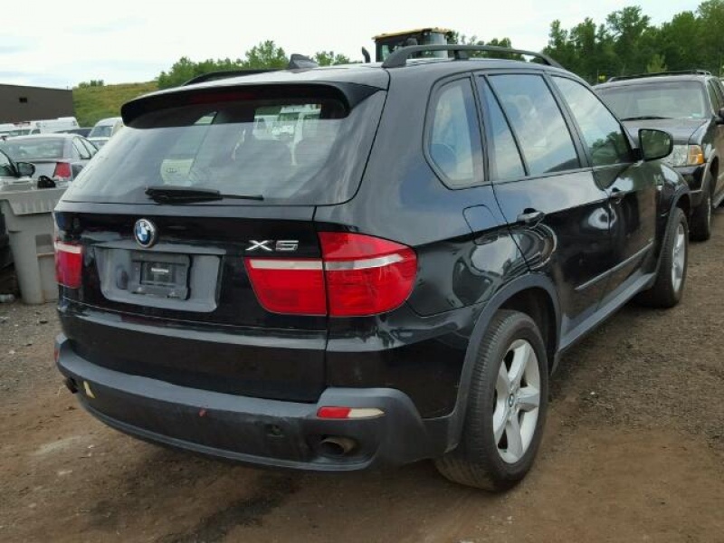 BMW X5 E70 dalimis