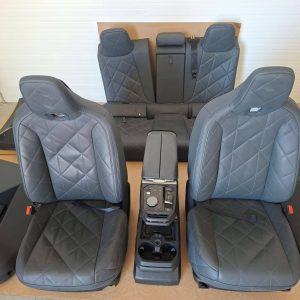 Bmw IX salonas, durų apdaila kortos, konsolė, sėdynės